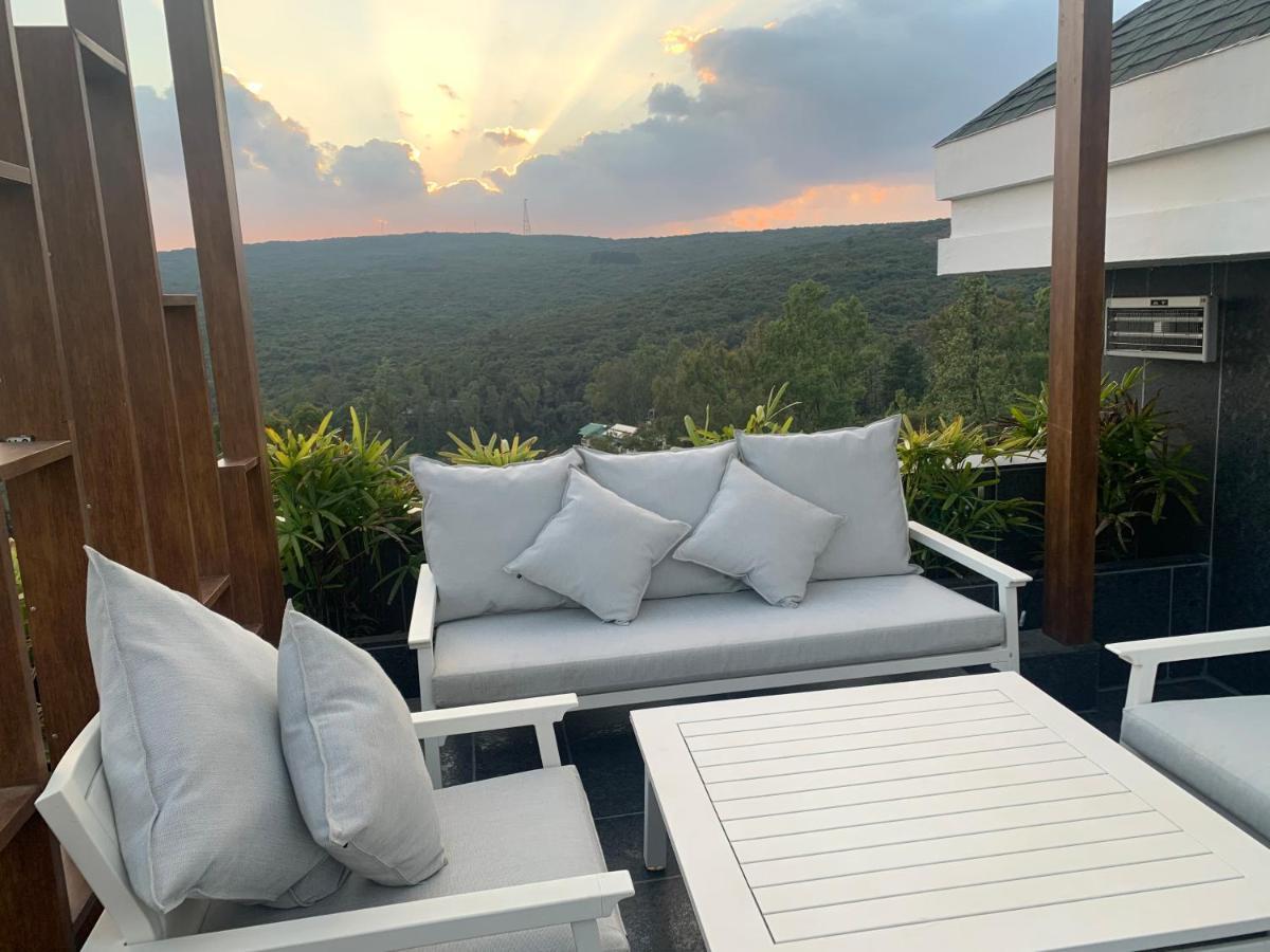 Leela Resort, The Exotic Boutique Hotel - Pure Veg Mahābaleshwar Exteriör bild
