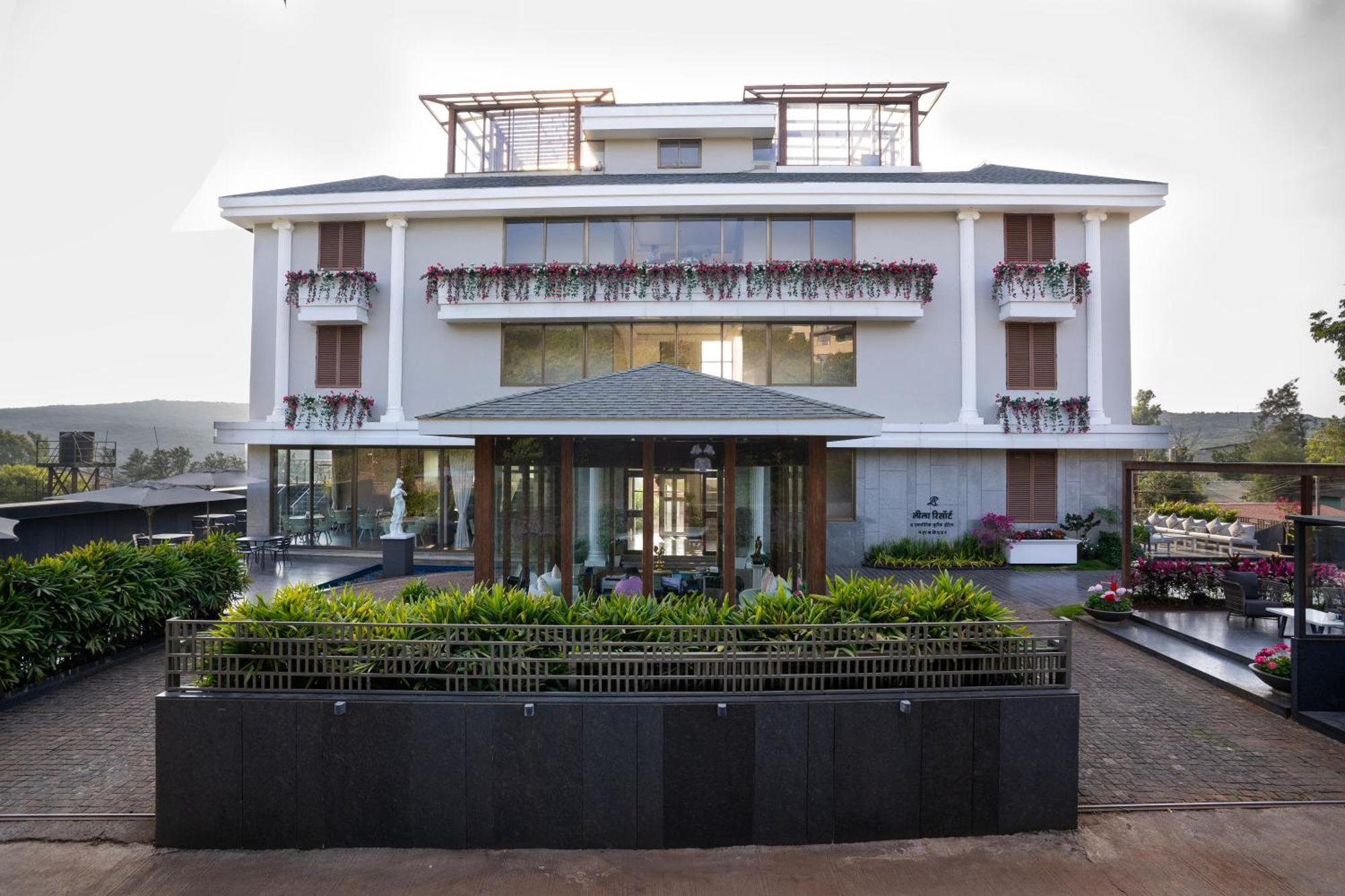 Leela Resort, The Exotic Boutique Hotel - Pure Veg Mahābaleshwar Exteriör bild